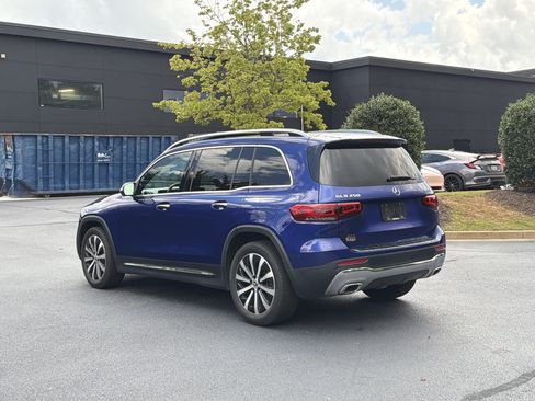 Used 2021 Mercedes-Benz GLB 250 image 12