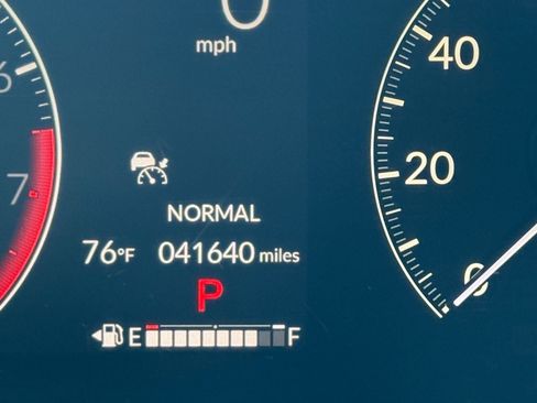 Used 2024 Honda CR-V EX-L image 25