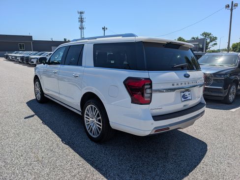 Certified 2023 Ford Expedition Max Platinum AWD/4WD image 5