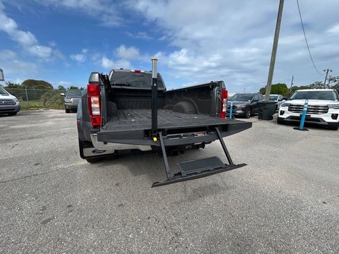 Used 2021 Ford F350 Lariat w/ Lariat Ultimate Package image 34