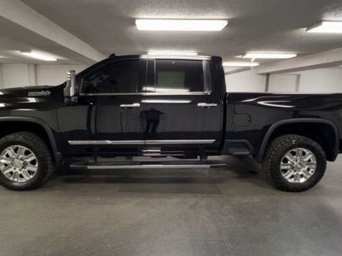 Certified 2024 Chevrolet Silverado 2500 High Country AWD/4WD image 5
