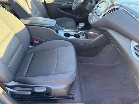 Used 2024 Chevrolet Malibu LT image 21