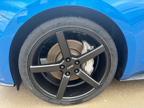 Used 2019 Ford Mustang GT Premium w/ Equipment Group 401A RWD image 5