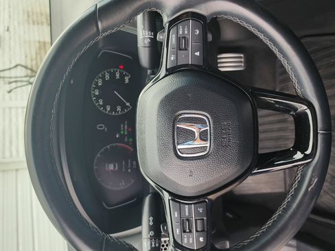 Used 2023 Honda Civic Sport image 12