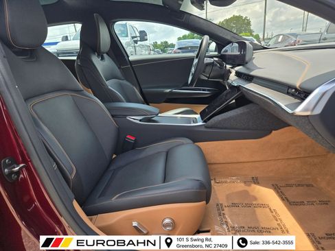 Used 2025 Lucid Air Touring AWD/4WD image 22