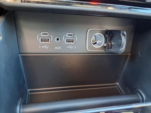 New 2025 Jeep Grand Cherokee Laredo image 10