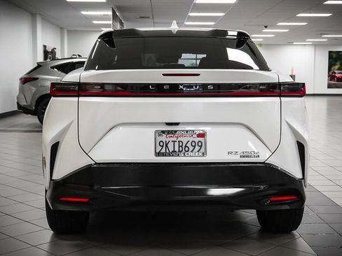 Certified 2023 Lexus RZ 450e Premium w/ Technology Package image 7