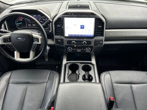 Used 2022 Ford F250 Lariat image 14