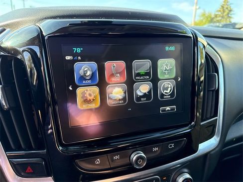 Used 2019 Chevrolet Traverse LT w/ LT Premium Package image 23