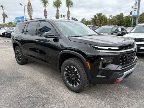New 2026 Chevrolet Traverse Z71 w/ Enhanced Driving Package AWD/4WD image 8