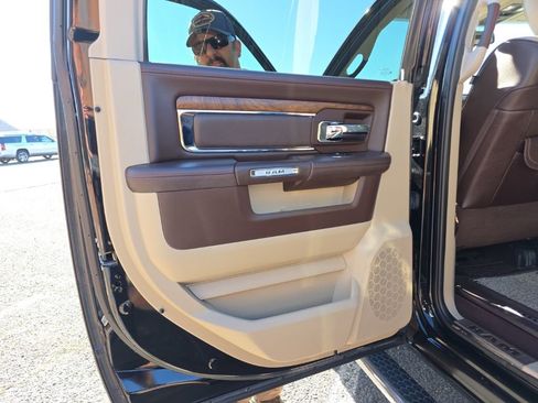 Used 2018 RAM 2500 Longhorn w/ Longhorn Southfork Package image 27