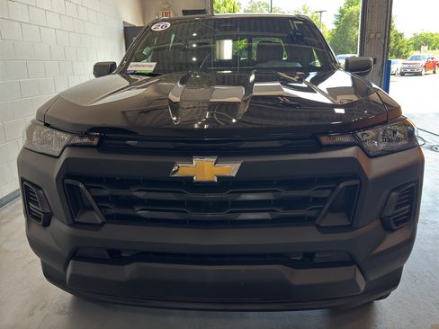 New 2026 Chevrolet Colorado W/T w/ Advanced Trailering Package AWD/4WD image 8