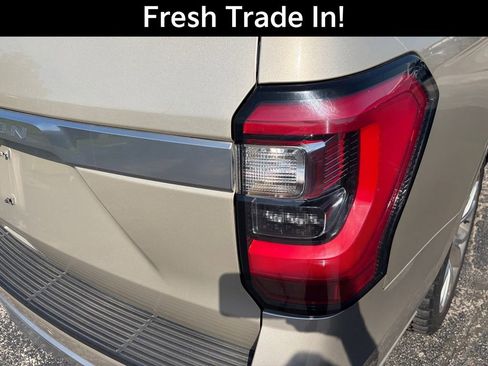 Used 2018 Ford Expedition Platinum RWD image 10