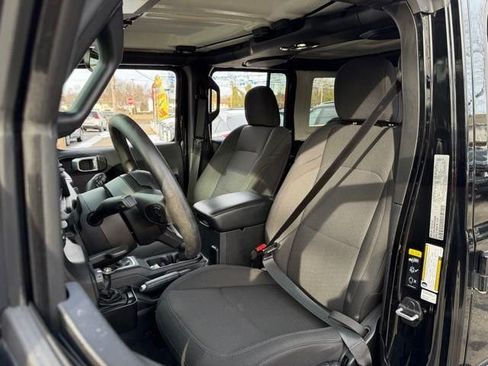 Used 2023 Jeep Wrangler Sport image 25