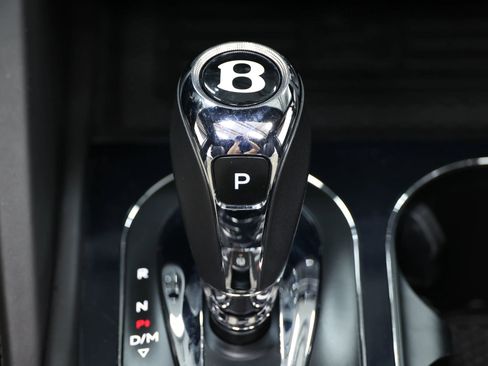 Used 2021 Bentley Bentayga w/ First Edition Specification AWD/4WD image 53