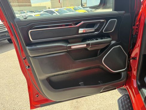 Used 2021 RAM 1500 Laramie AWD/4WD image 12