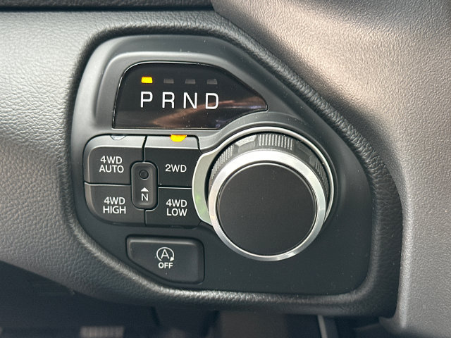 Used 2025 RAM 1500 Big Horn AWD/4WD image 34