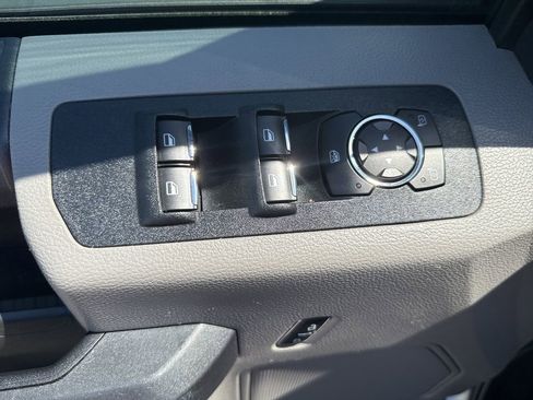 Used 2020 Ford F150 XL w/ Equipment Group 101A Mid RWD image 11