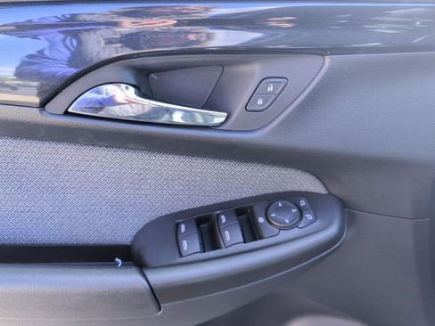 Certified 2025 Chevrolet TrailBlazer LT AWD/4WD image 17