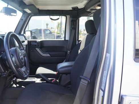 Used 2015 Jeep Wrangler Unlimited Sport w/ Quick Order Package 24S image 17