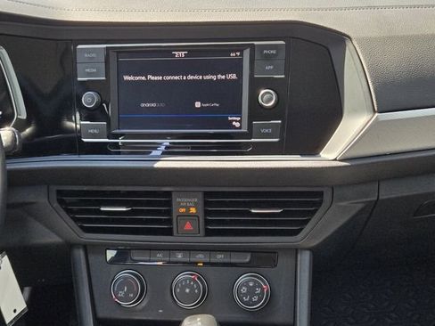 Certified 2024 Volkswagen Jetta S FWD image 18