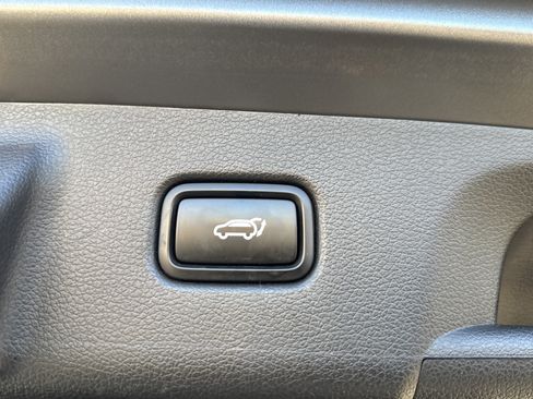 Used 2022 Hyundai Palisade Calligraphy image 20