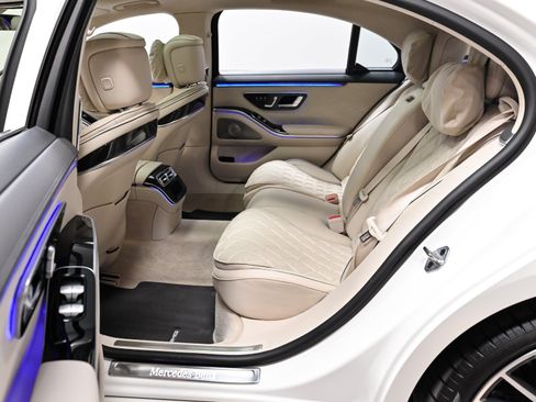 Used 2023 Mercedes-Benz S 580 4MATIC Sedan w/ AMG Line image 25