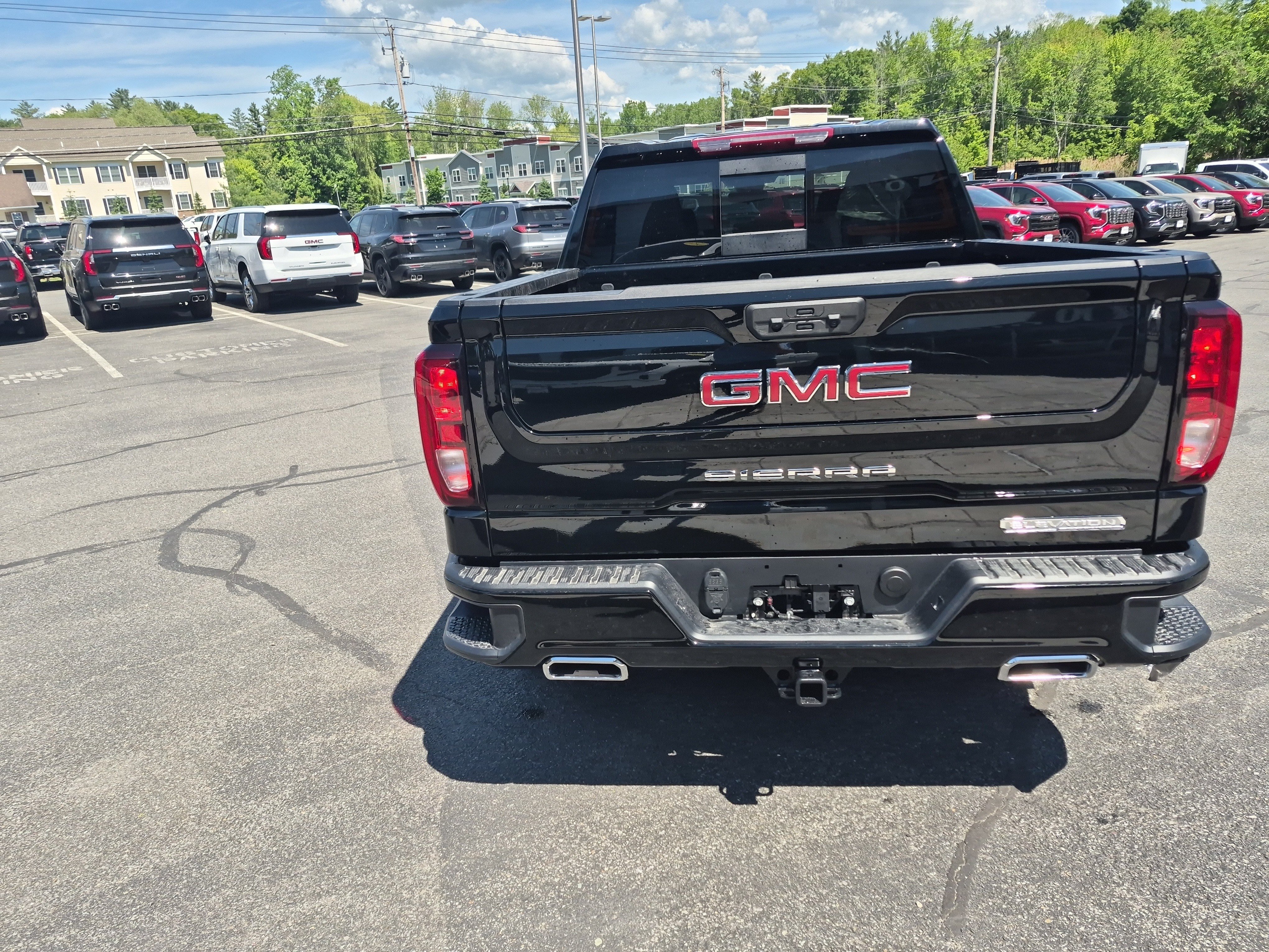 Used 2026 GMC Sierra 1500 Elevation w/ Preferred Package AWD/4WD image 4