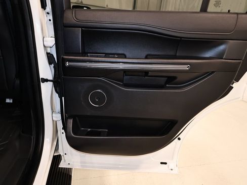 Certified 2021 Ford Expedition XLT AWD/4WD image 19