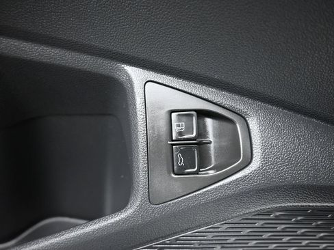 Used 2024 Volkswagen Jetta SE FWD image 11