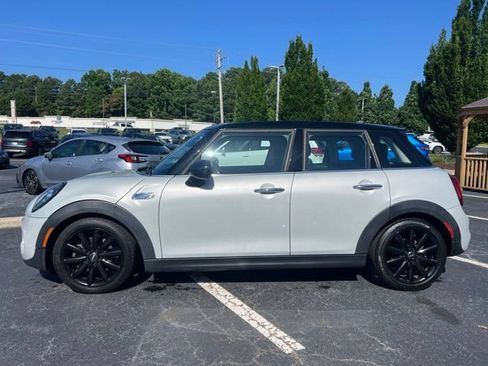 Used 2019 MINI Cooper S FWD image 9