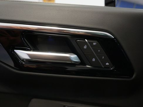 New 2026 Chevrolet Suburban High Country image 25