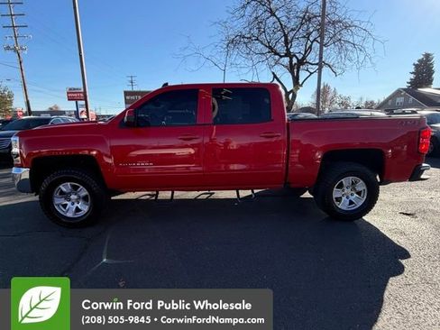 Used 2018 Chevrolet Silverado 1500 LT w/ All Star Edition image 8