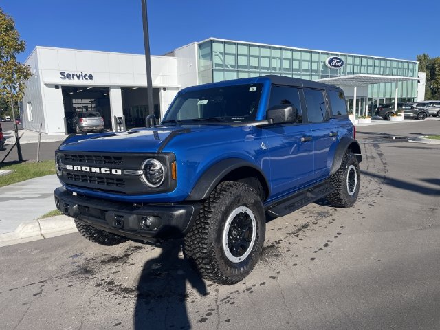 Certified 2024 Ford Bronco Black Diamond w/ Sasquatch Package AWD/4WD image 8