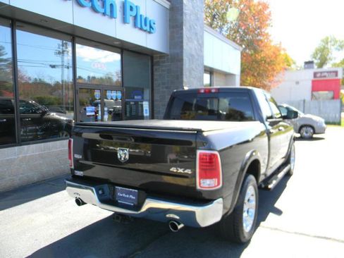 Used 2017 RAM 1500 Laramie AWD/4WD image 6
