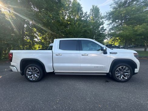 Used 2023 GMC Sierra 1500 Denali AWD/4WD image 6