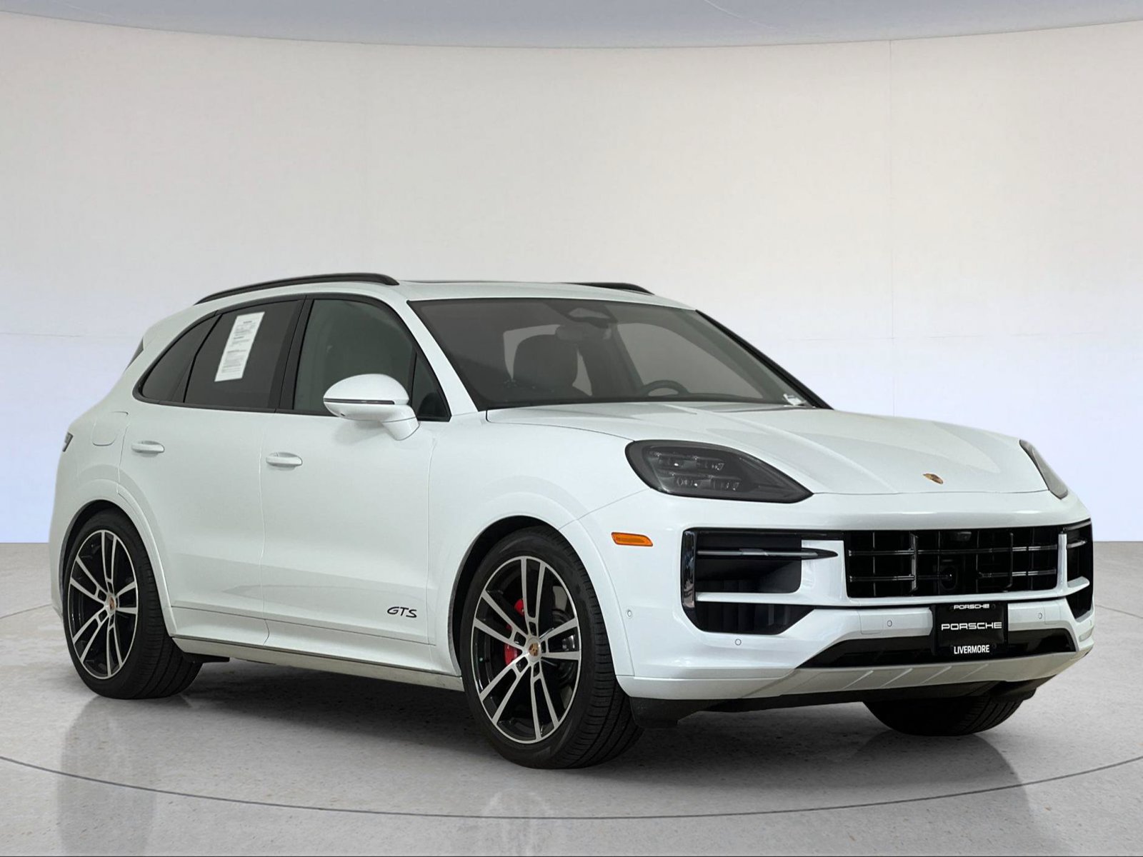 Certified 2026 Porsche Cayenne GTS AWD/4WD image 10