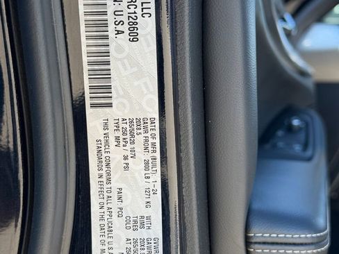 Certified 2024 Jeep Grand Cherokee Limited w/ Black Appearance Package image 28