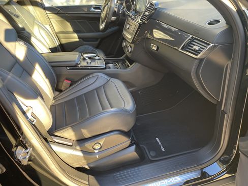 Used 2019 Mercedes-Benz GLE 63 AMG 4MATIC image 49