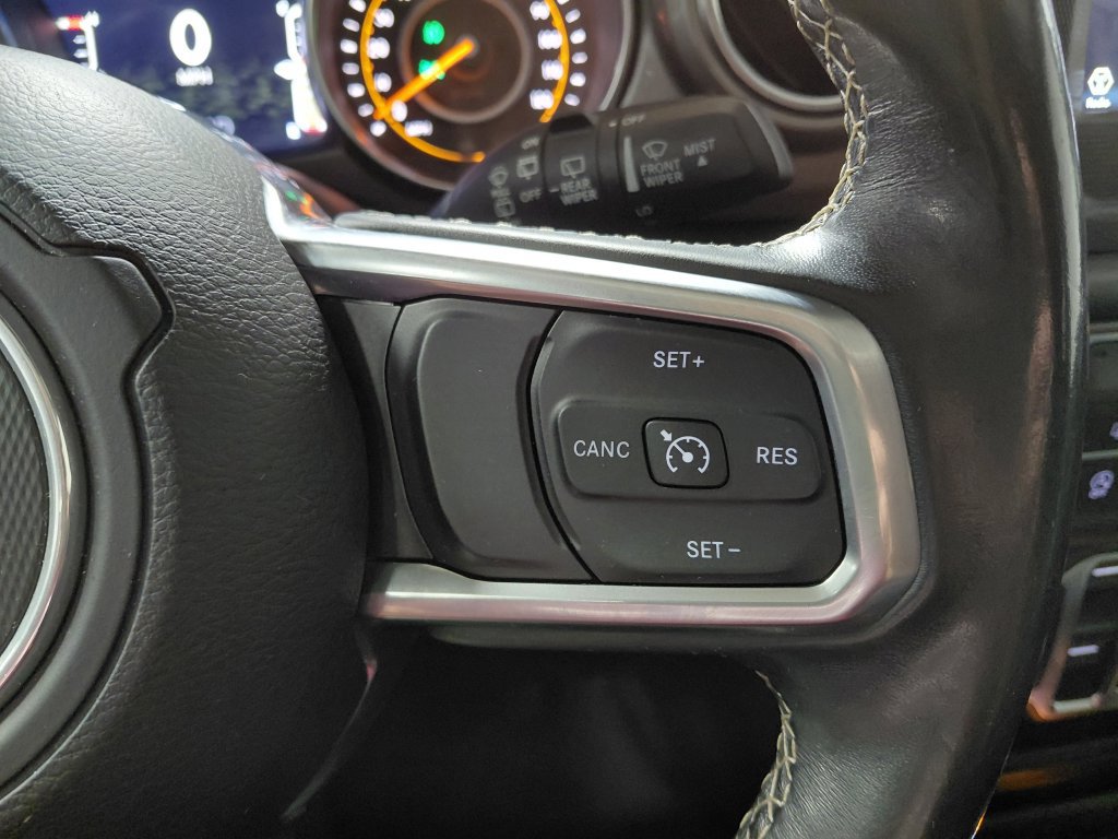 Used 2019 Jeep Wrangler Unlimited Sahara AWD/4WD image 35