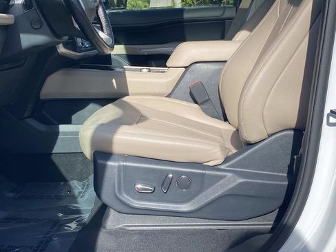 Certified 2024 Ford Expedition Limited AWD/4WD image 21