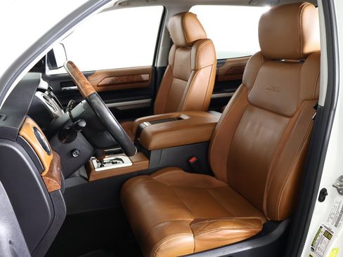 Used 2015 Toyota Tundra 1794 Edition image 33