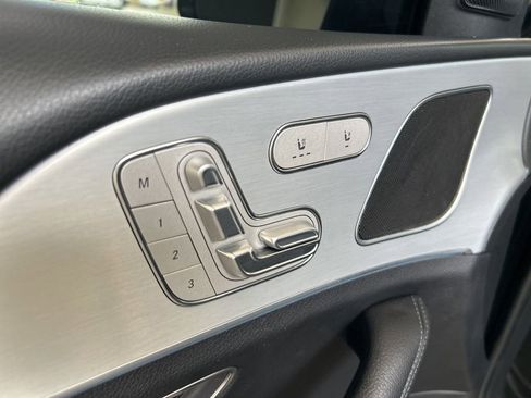 Used 2024 Mercedes-Benz GLE 450e 4MATIC image 39