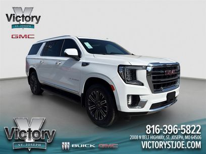 Used 2024 GMC Yukon XL SLT w/ SLT Premium Package