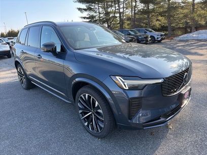 New 2026 Volvo XC90 T8 Ultra w/ Lounge Package