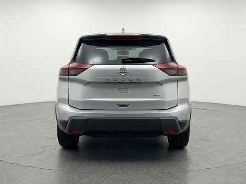 Used 2025 Nissan Rogue SV FWD image 7
