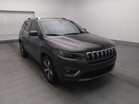 Used 2020 Jeep Cherokee Limited FWD image 13