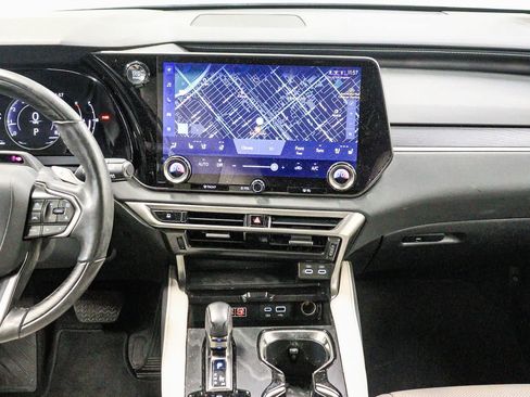 Used 2024 Lexus RX 350 Premium w/ Convenience Package FWD image 14