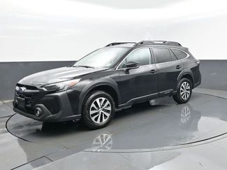 Used 2025 Subaru Outback Premium video 1