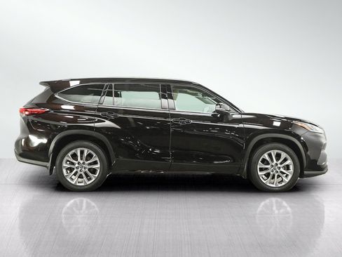 Used 2020 Toyota Highlander Limited AWD/4WD image 7